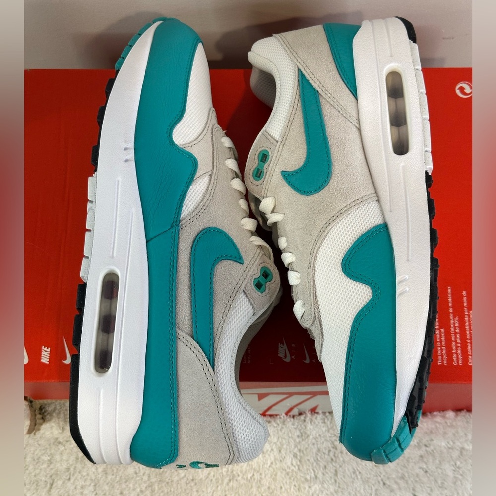 Nike Air Max 1 - Picture 6 of 14